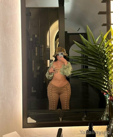 Yahaira Yumi porn star galleries