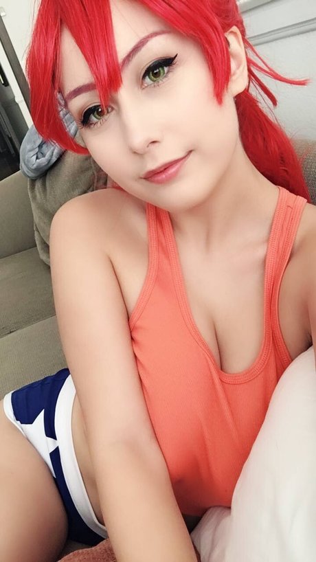 blonde shemale onlyfans free naked pic