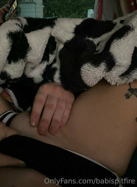 livingvampira naked pornstar pic