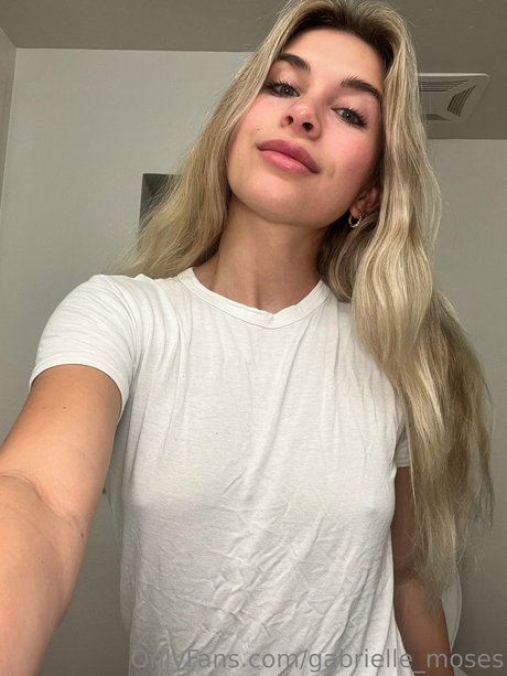 Gabrielle Moses pornstar nude galleries