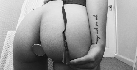 marie x pornstar hot pics