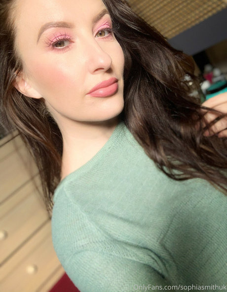 Sophia Smith model nudes pics