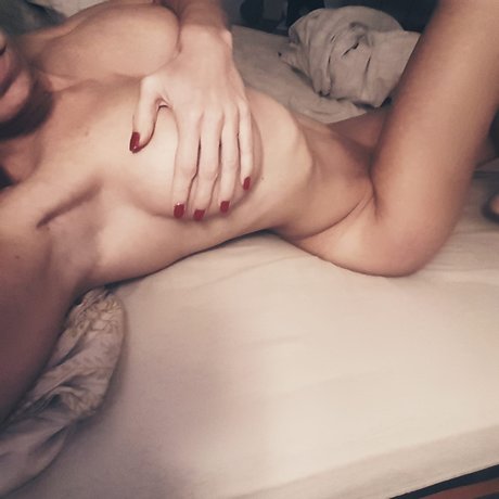 Prunelle fitgirl high quality actress pic