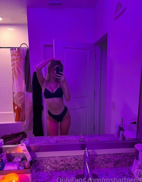 MsBarbie69 pornographic star pic