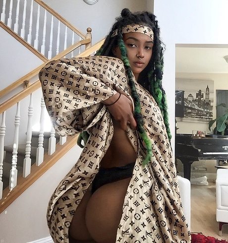 Raychiel star hot images