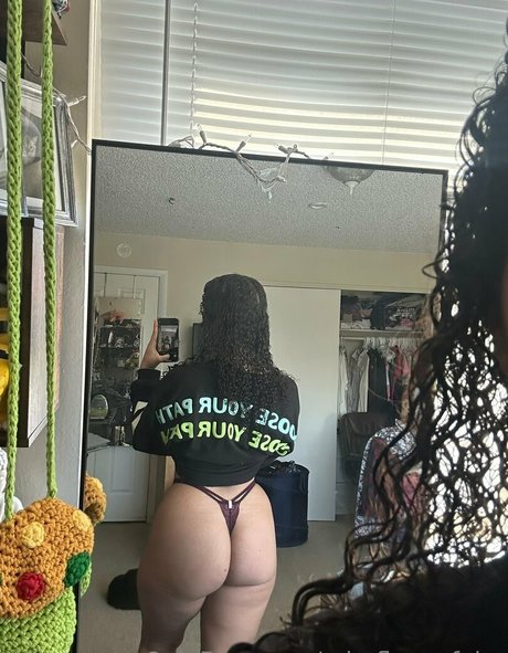 EDMFlowerFairy model adult archive