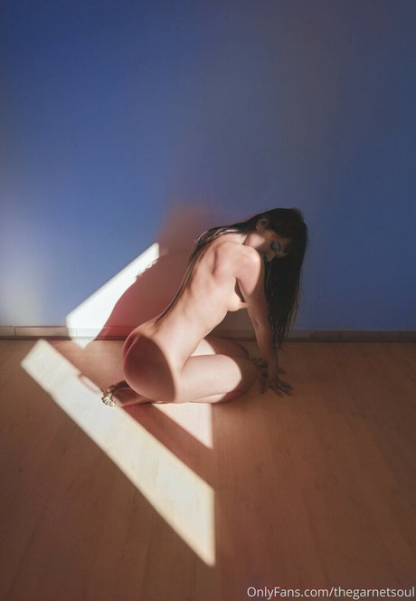 thegarnetsoul model adult galleries