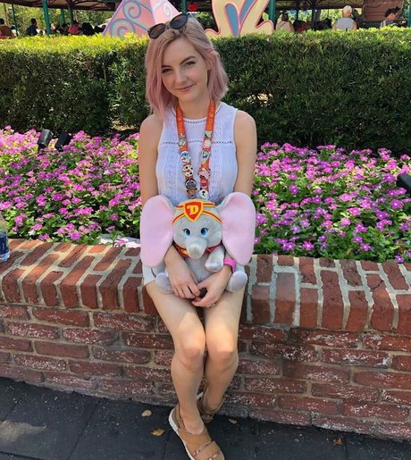 LDShadowLady actress gallery