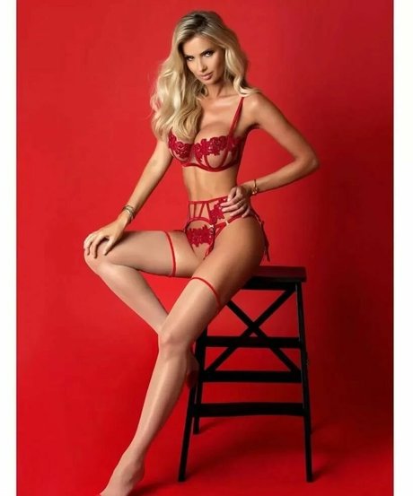 black and white onlyfans free picture