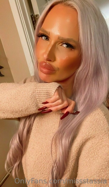 missstassia pornographic actress pic