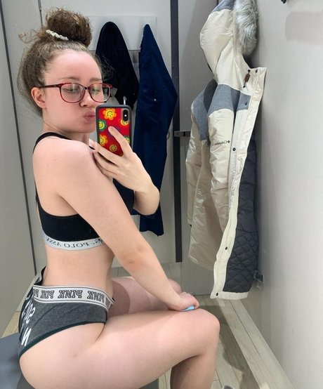 Alyssa Cleversey pornstar perfect picture