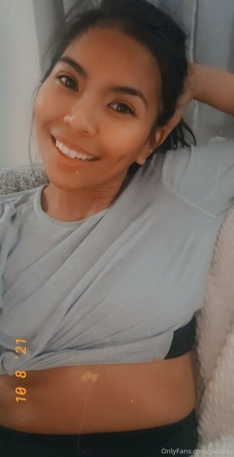 jadakai art model galleries