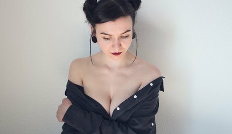 Chloe Ventura beautiful pornstar archive