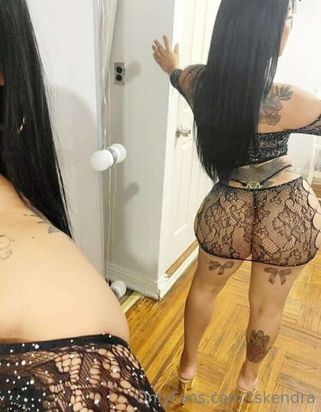 TSKendra exclusive model photos