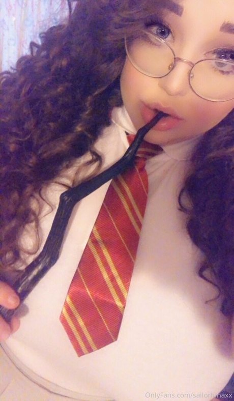 blonde secretary onlyfans sexy xxx pics