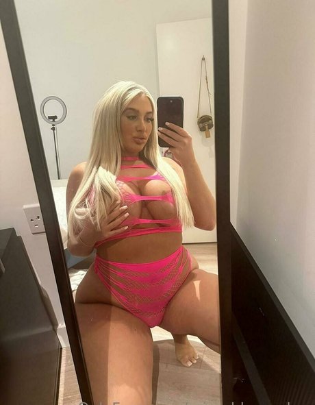 Misschloeamber beautiful actress pictures