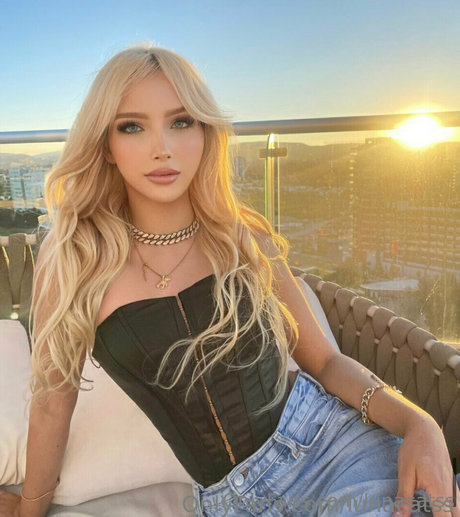 lunacatss pornstar perfect pics