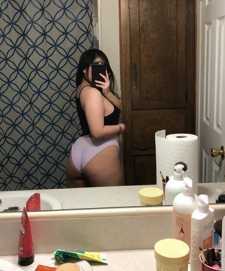 white ass onlyfans top img