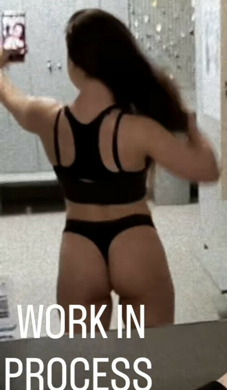 Yulka Tochka porn model pics