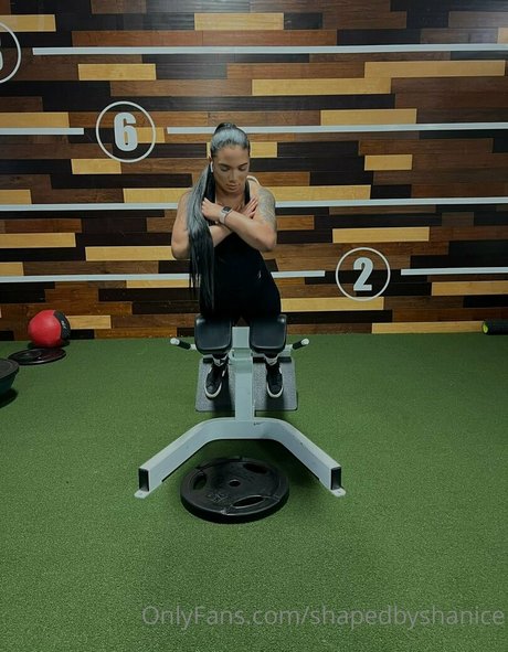 shapedbyshanice model beautiful img