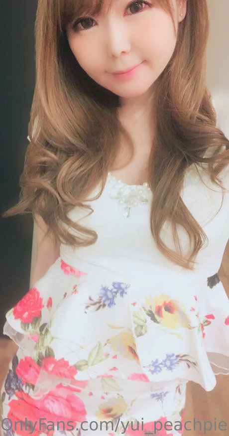 yui peachpie model erotic photos