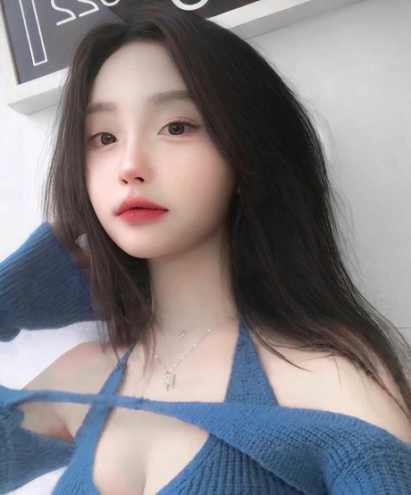 byzeko02 hot actress photo