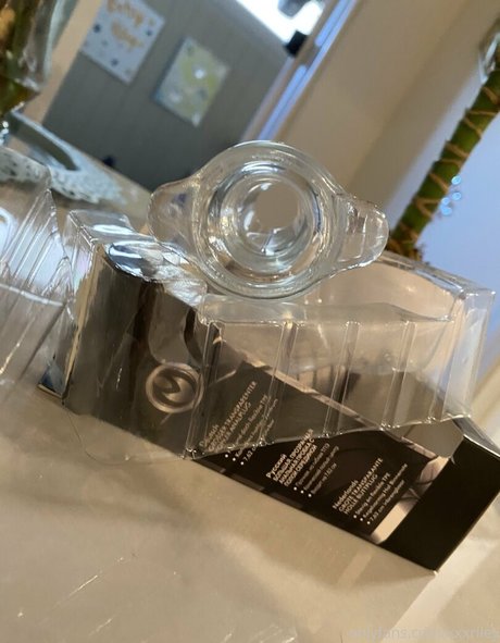 xxxriley adult star photo