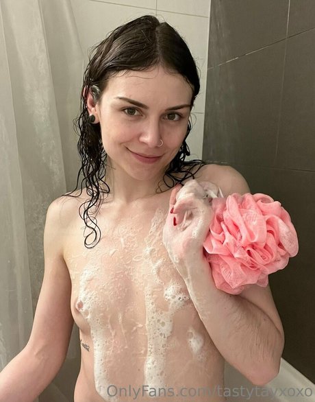 tastytayxoxo model art picture