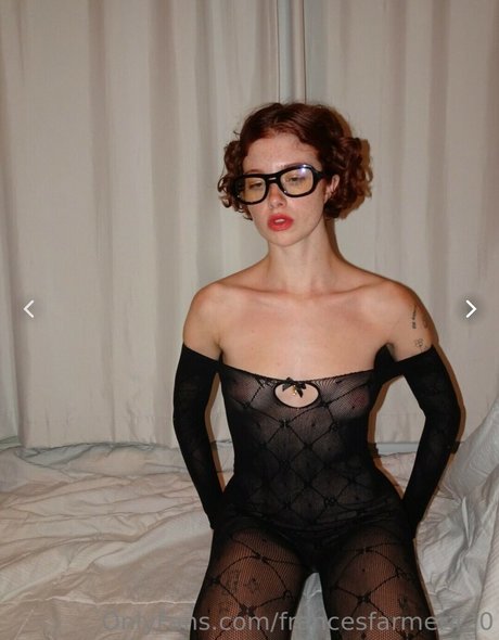 Chloe Frances nude star photo