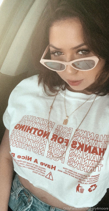 hungry4moore star art pic