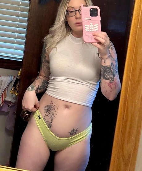 Sarah Karuna Satori nudes pornstar gallery