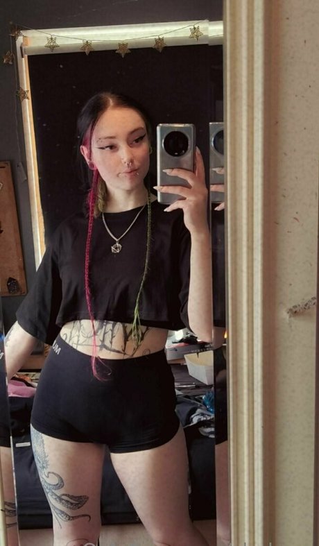 shakyxx art model images