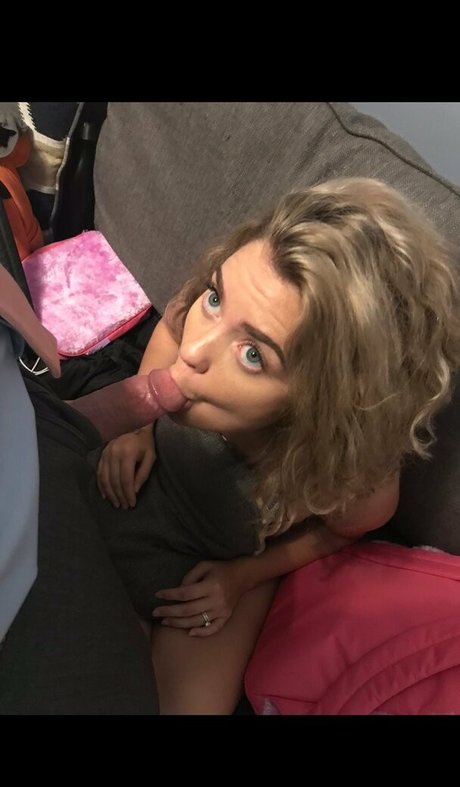 Savannahextrasmall sex pornstar photo