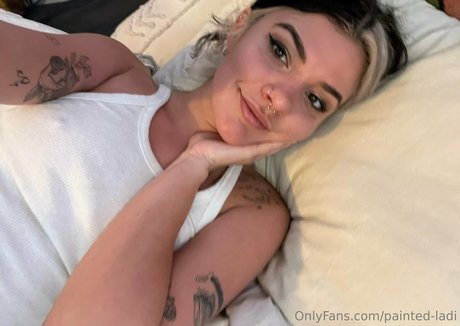 painted ladi pornstar nice image