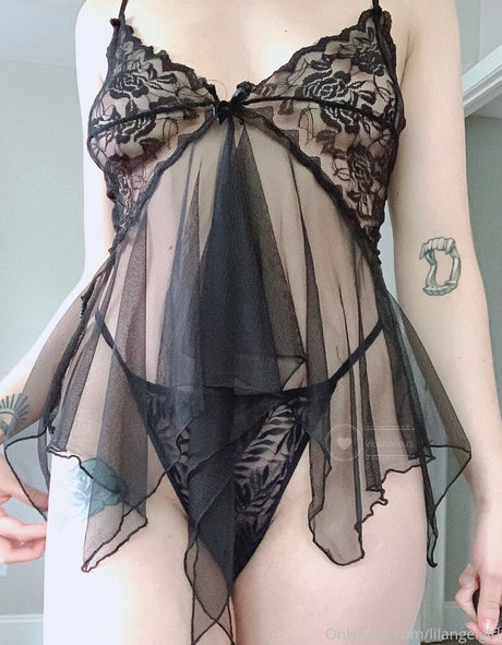 tattooed shemale onlyfans naked galleries