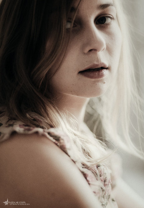 Nujolie xxx model archive