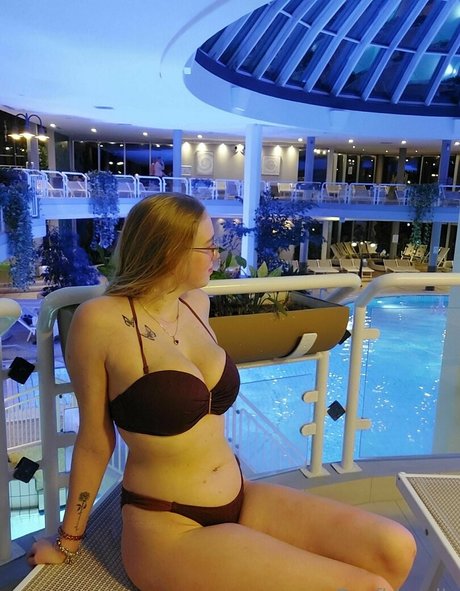 tall milf onlyfans pornos pics