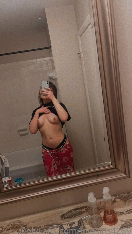 mother daughter onlyfans sexy img