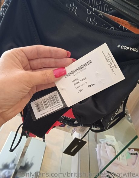 british braless hotwifex star hd photo