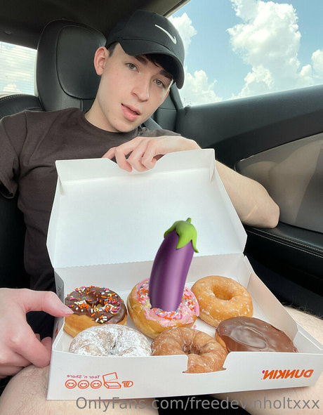 freedevinholtxxx hd pornstar image