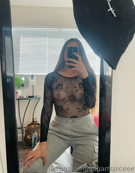 sugarrspiceee star pictures