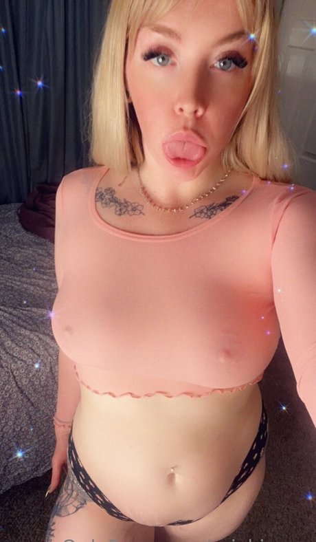 mickixxxx star pornographic image