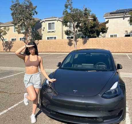 Maru Lee pornstar adult pics