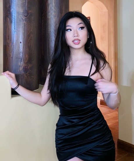 Maru Lee porn star images