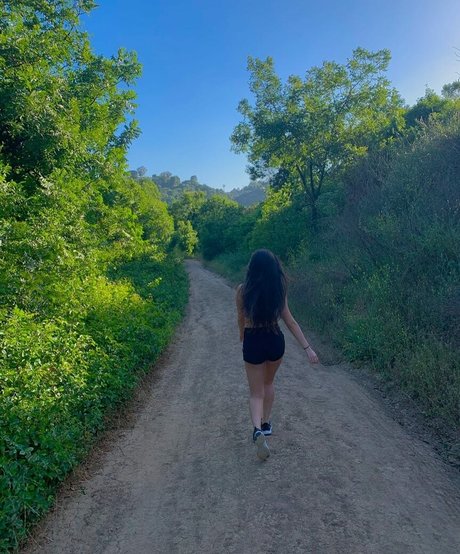 Maru Lee star hd img