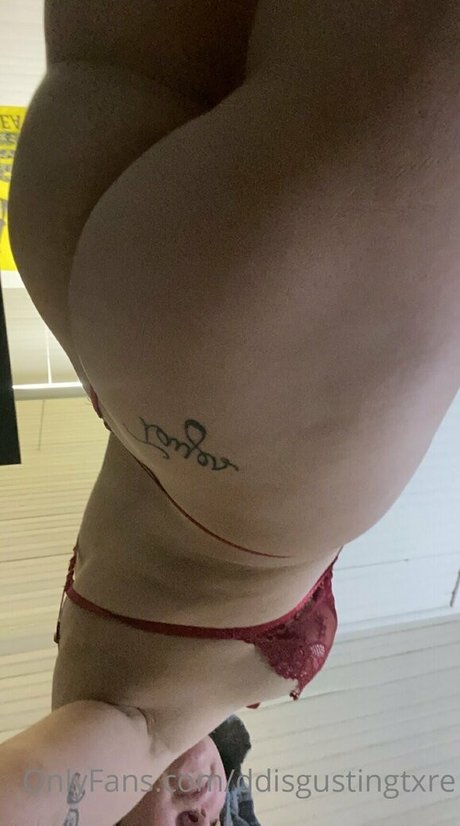 ddisgustingtxre free model photos