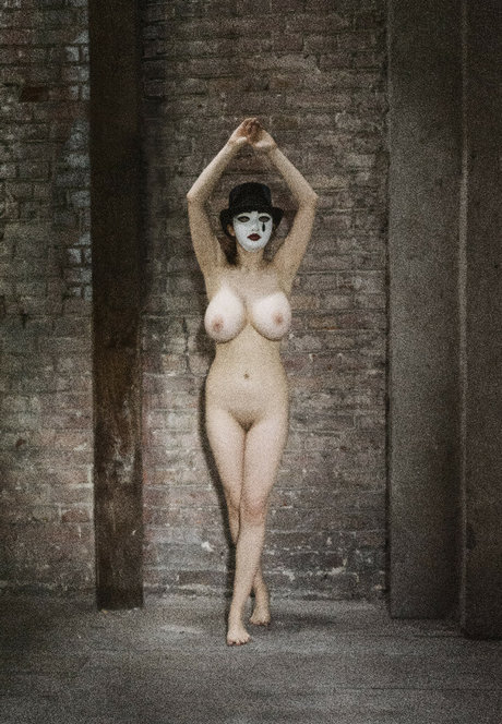 Xlovr exclusive actress gallery