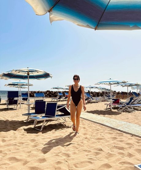 Vanessa Giacomo model art photos