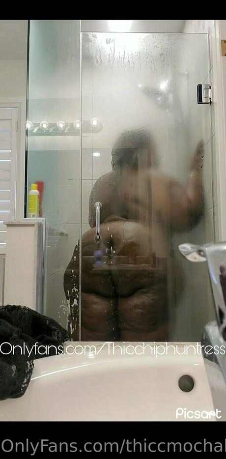 thiccmochahips art model archive