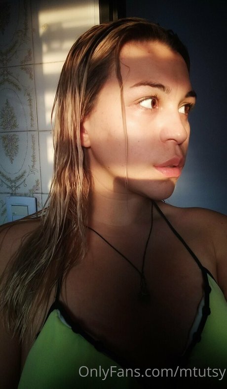 giantess onlyfans porn photo